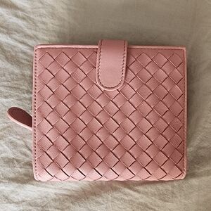 BOTTEGA VENETA Intrecciato Wallet Pink Leather